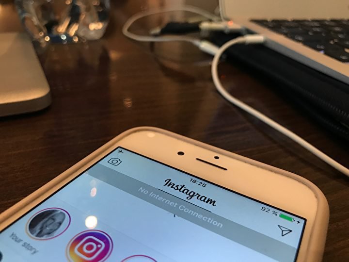 From Mobile First to Offline First