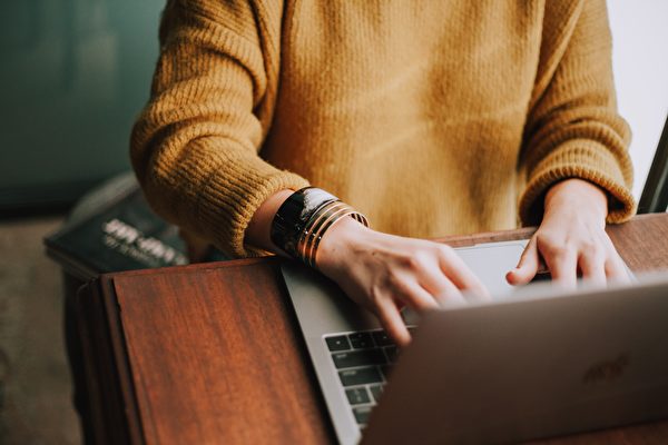 Berghs Webinar: Digital Brand Strategy Berghs Webinar: Digital Brand Strategy