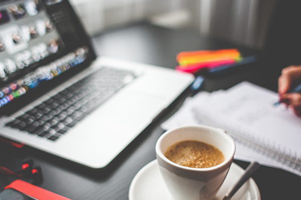 Call yourself a communicator? Then it’s time to work on your business skills. Call yourself a communicator? Then it’s time to work on your business skills.